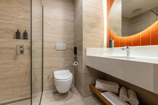 https://images.etstur.com/imgproxy/resize/2560x1440/files/images/hotelImages/etsrooms/1078/Villa_Sun_Flower_Hotel_20260203110221_6.jpg
