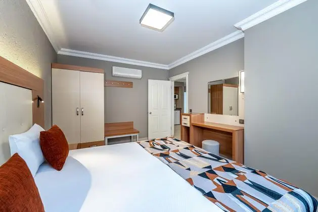 https://images.etstur.com/imgproxy/resize/2560x1440/files/images/hotelImages/etsrooms/1078/Villa_Sun_Flower_Hotel_20260203110348_2.jpg