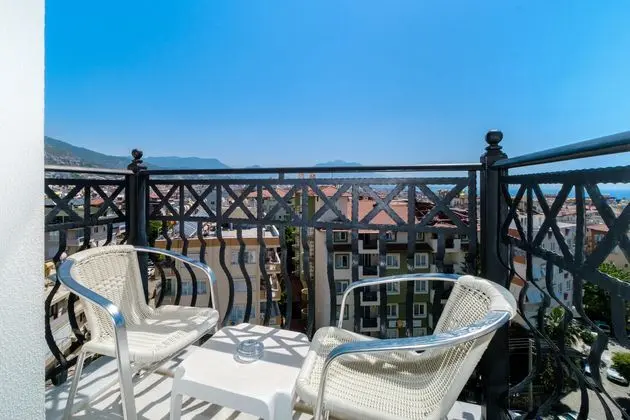 https://images.etstur.com/imgproxy/resize/2560x1440/files/images/hotelImages/etsrooms/1078/Villa_Sun_Flower_Hotel_20260203110650_2.jpg