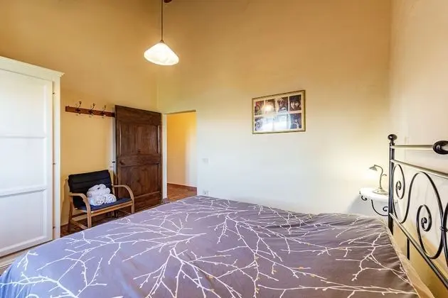 Family Apart Daire, Birden Çok Yatak, 2 Banyolu, Bahçeli (Sunflower apt with shared pool family)