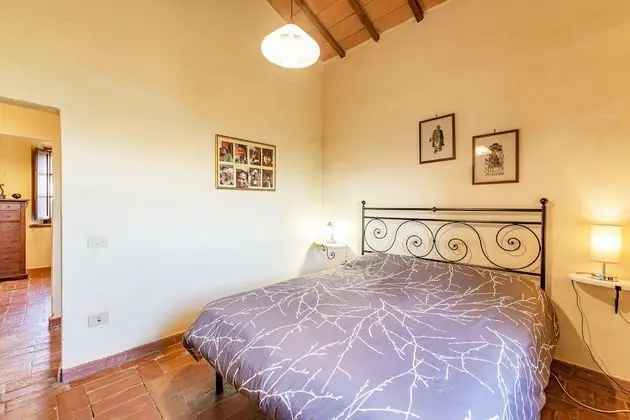 Family Apart Daire, Birden Çok Yatak, 2 Banyolu, Bahçeli (Sunflower apt with shared pool family)