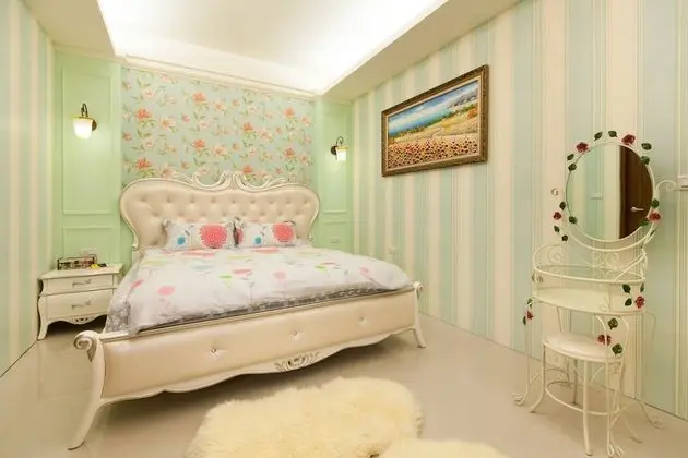 Luxury Tek Büyük Yataklı Oda, 1 En Büyük (King) Boy Yatak, Küvet, Şehir Manzaralı