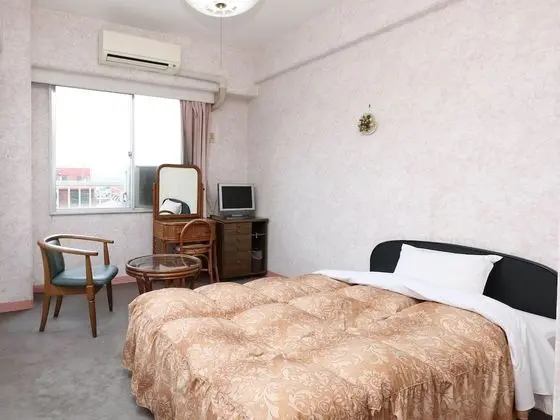 Tek Kişilik Oda, Sigara İçilebilir