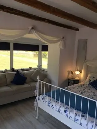 Royal Tek Büyük Yataklı Oda