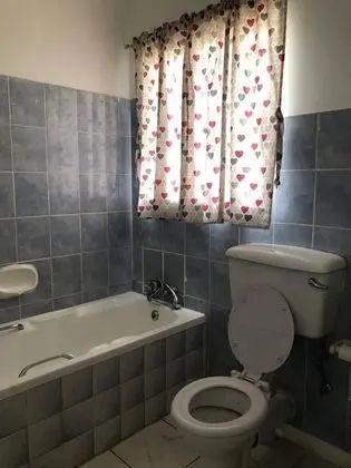Basic Tek Büyük veya İki Ayrı Yataklı Oda