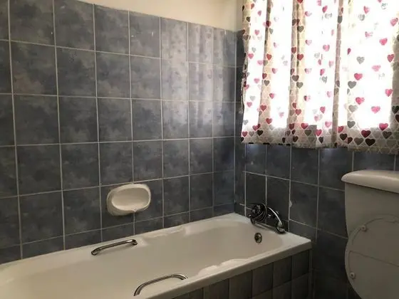 Basic Tek Büyük veya İki Ayrı Yataklı Oda