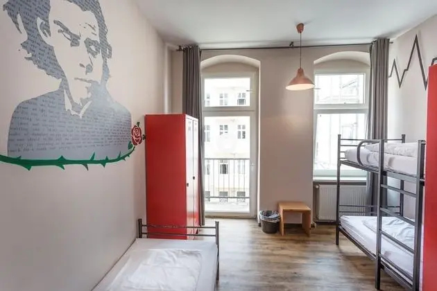 Ortak Ranzalı Oda (Mixed Dorm - 3 Beds)