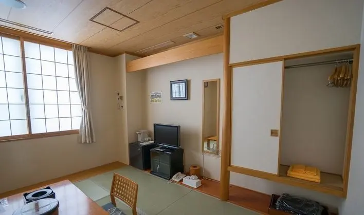 Oda (Japanese Style for 4 Guests)