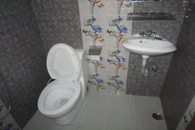 Economy Tek Büyük veya İki Ayrı Yataklı Oda
