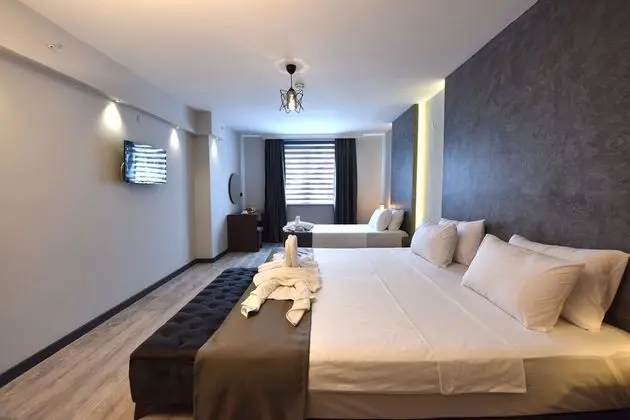 Deluxe Dört Kişilik Oda