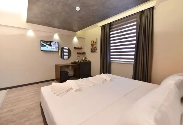 Deluxe Tek Büyük Yataklı Oda