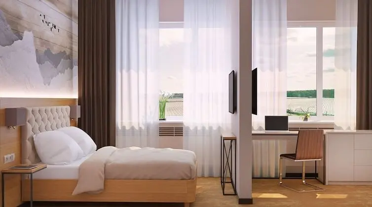 Business Tek Büyük Yataklı Oda