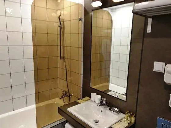 Stüdyo, 1 Büyük (Queen) Boy Yatak