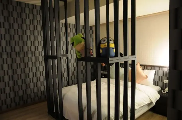 Tek Büyük Yataklı Oda, 1 Çift Kişilik Yatak