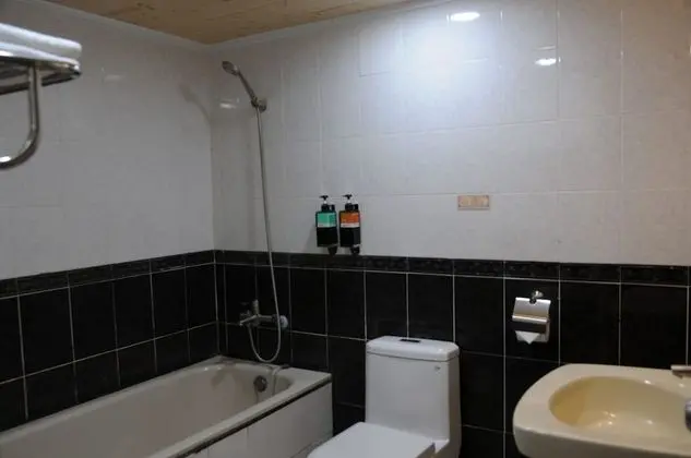 Tek Büyük Yataklı Oda, 1 Çift Kişilik Yatak