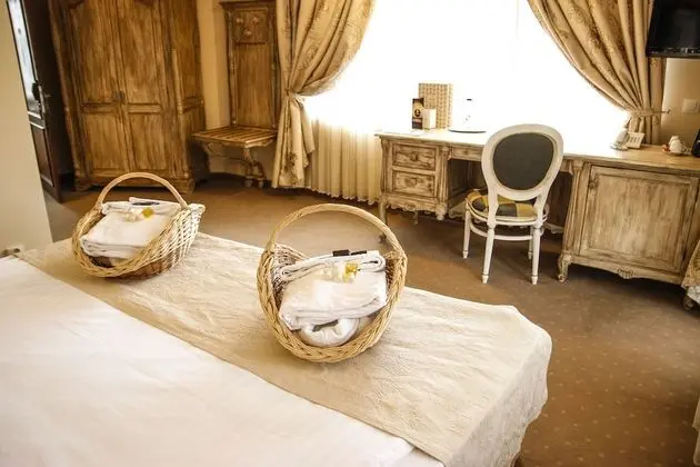 Premium King Guest Room
