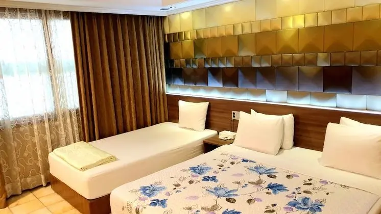 Business İki Ayrı Yataklı Oda