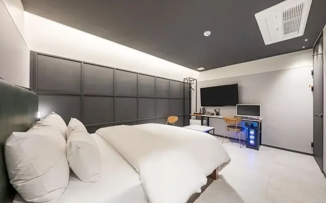 Oda (The Wall Open Event (Netflix Disney+ )