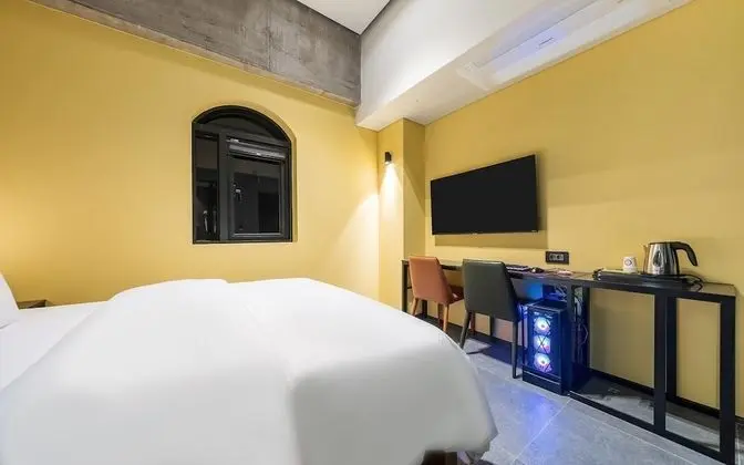 Oda (The Wall Open Event (Netflix Disney+ )