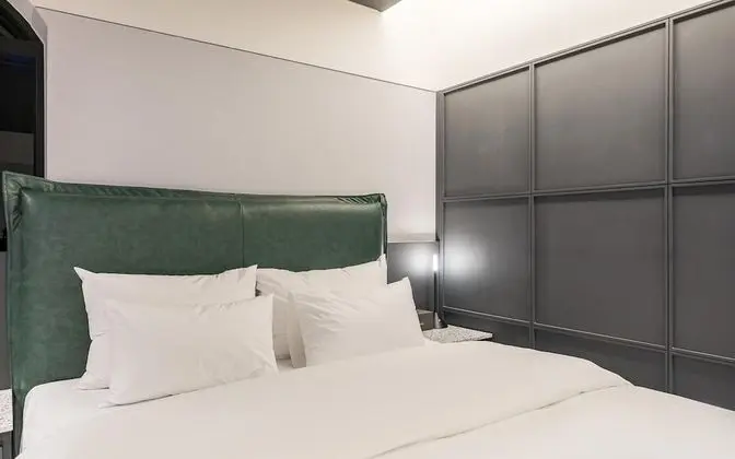 Oda (The Wall Open Event (Netflix Disney+ )