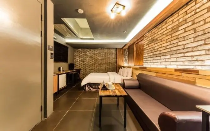 Oda (Infinity Hourly Room - Premium (Netfl)