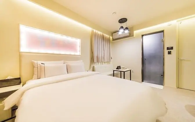 Oda (Standard-NetFlixDisney (bathtub))