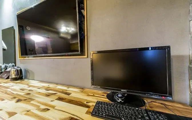 Oda (Standard-NetFlixDisney (bathtub))