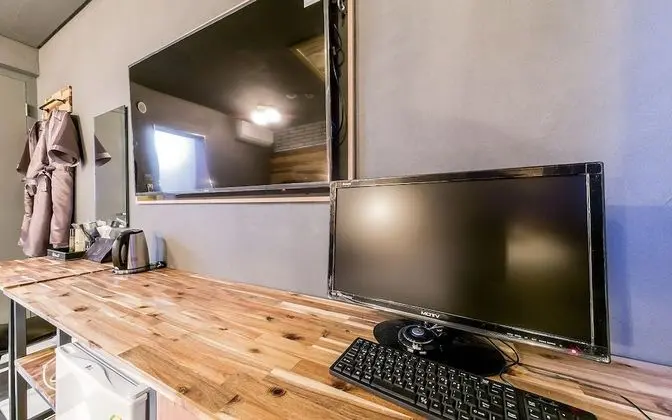 Oda (Standard-NetFlixDisney (bathtub))