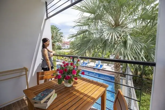 Grand Deluxe Balcony Room, Pool View