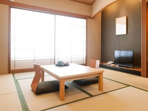 Traditional Oda (Japanese Style, for 3 Guests)