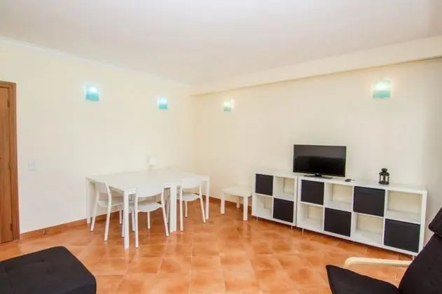 Family Apart Daire, 2 Yatak Odası, Balkon, Havuz Manzaralı