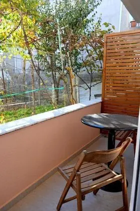 Design Apart Daire, 1 Büyük (Queen) Boy Yatak ve Çekyat, Balkon