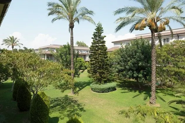 Club Evleri - Bahçe Manzara