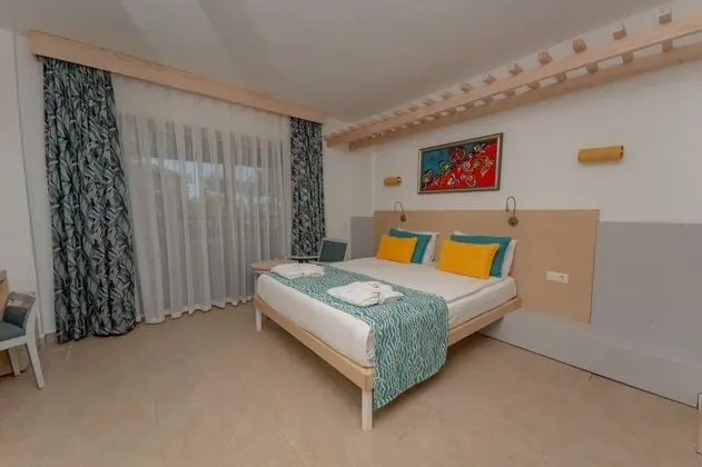 Göl Evi Üst Kat