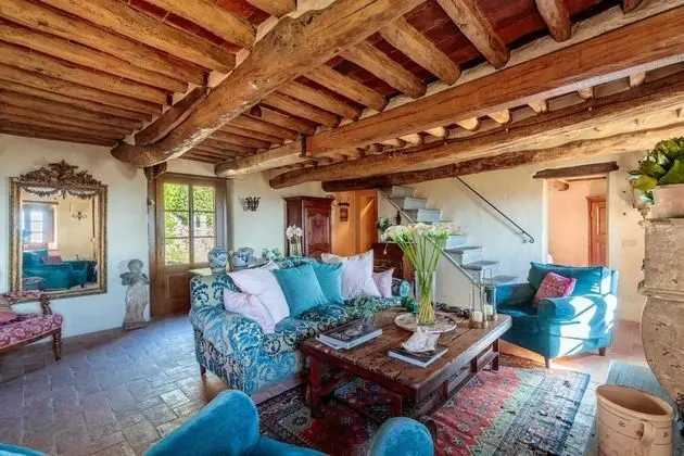 Villa, Sigara İçilebilir