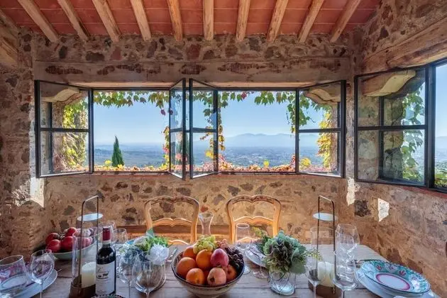 Villa, Sigara İçilebilir