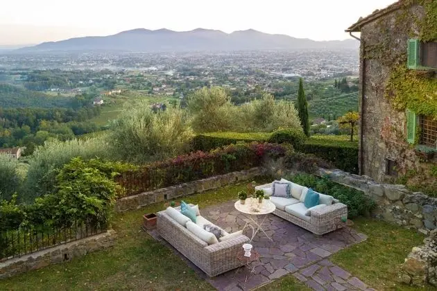 Villa, Sigara İçilebilir