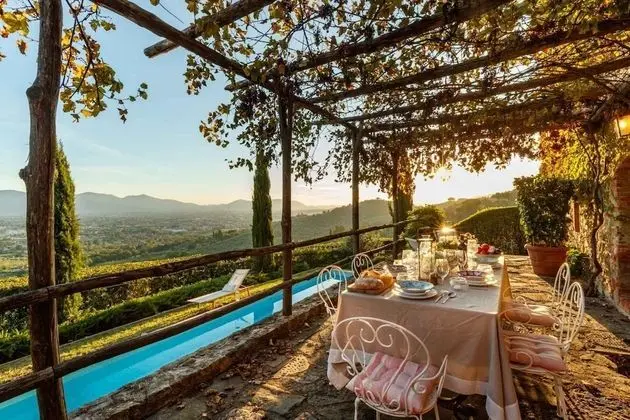 Villa, Sigara İçilebilir