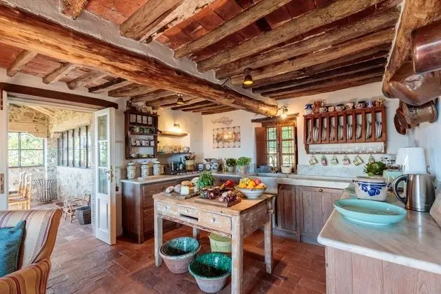 Villa, Sigara İçilebilir