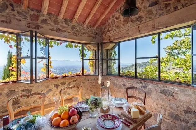 Villa, Sigara İçilebilir