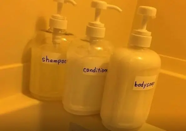 Apart Daire (1 Sofa Bed+4 Japanese Futons)