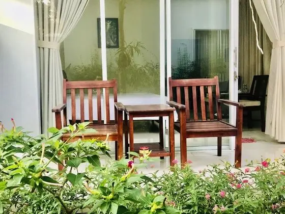 Üç Kişilik Oda, Bahçe Manzaralı