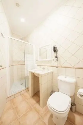 Standard Üç Kişilik Oda, Özel Banyo