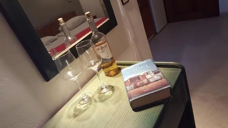 Open Space Apartment (3 Adults)