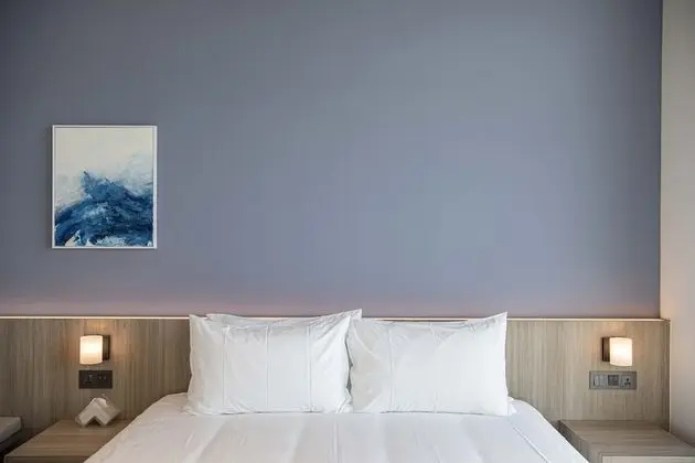 Deluxe Tek Büyük Yataklı Oda, Balkon, Deniz Manzaralı (108.109)