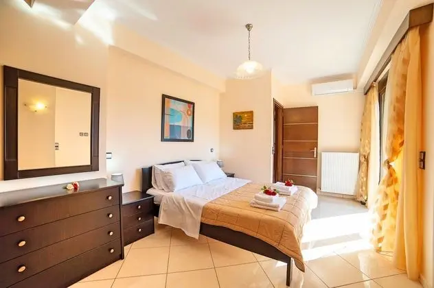 Villa, 4 Yatak Odası, Kişiye Özel Havuzlu (Sunlight)