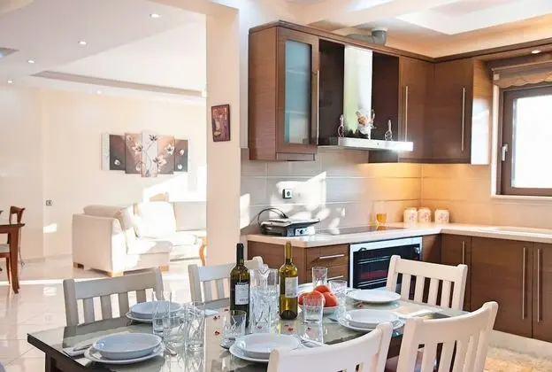 Villa, 4 Yatak Odası, Kişiye Özel Havuzlu (Sunlight)