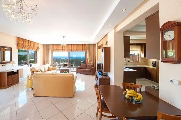 Villa (Sunlight Maxima)