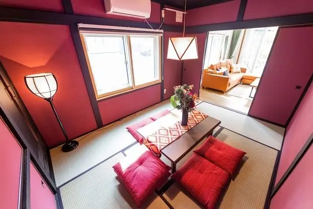 Ev, Sigara İçilmez (Private Vacation Home)