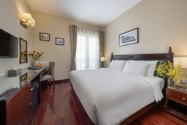 X Executive Terrace (Have 1 Big Terrace or 1 Terrace and 1 Small Balcony)